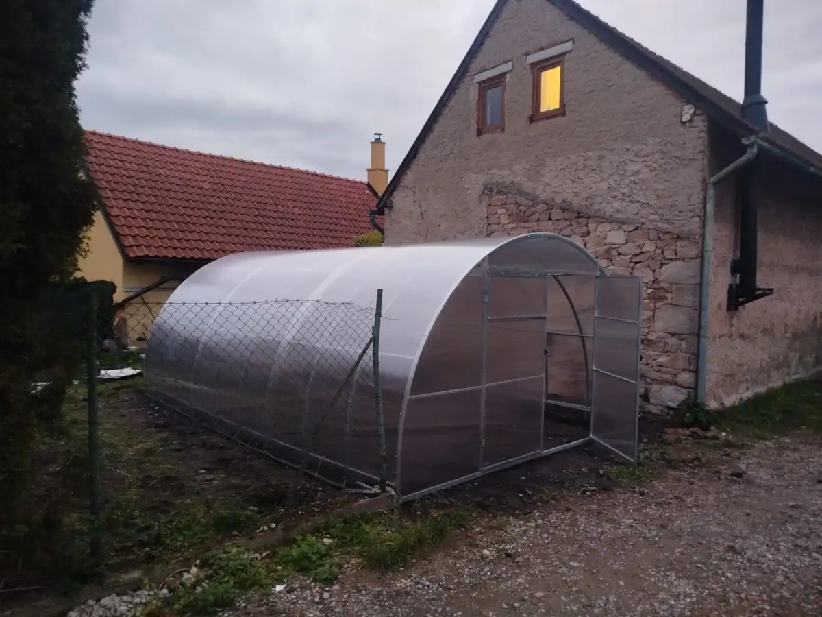 4e7abf6e-c5b4-46c5-a3f1-00289ca903c1