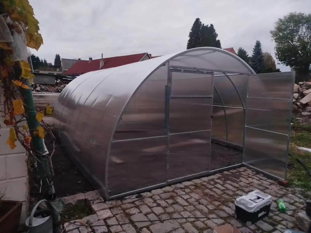 562401e4-a5fd-4ec5-a035-3bf195f56e4c